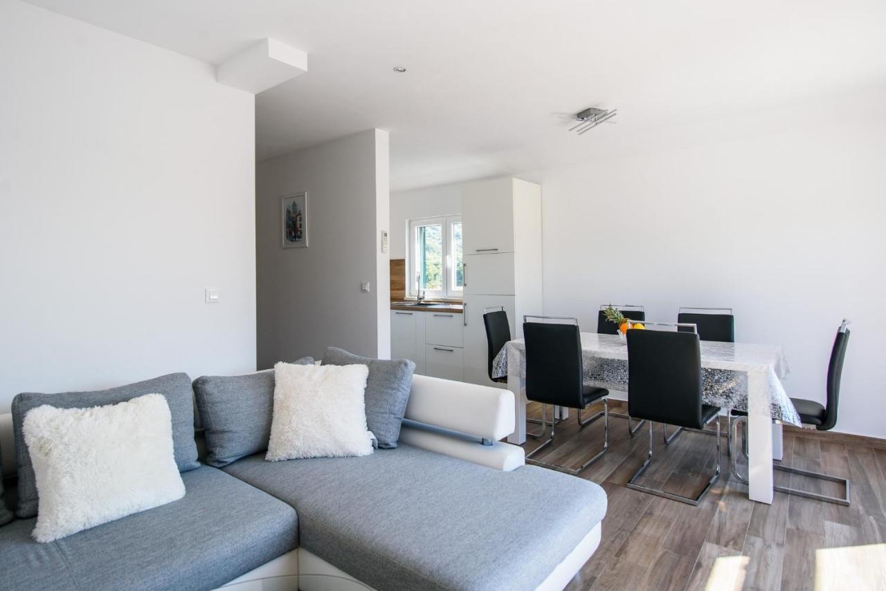 Stermasi Apartments Saplunara Zewnętrze zdjęcie