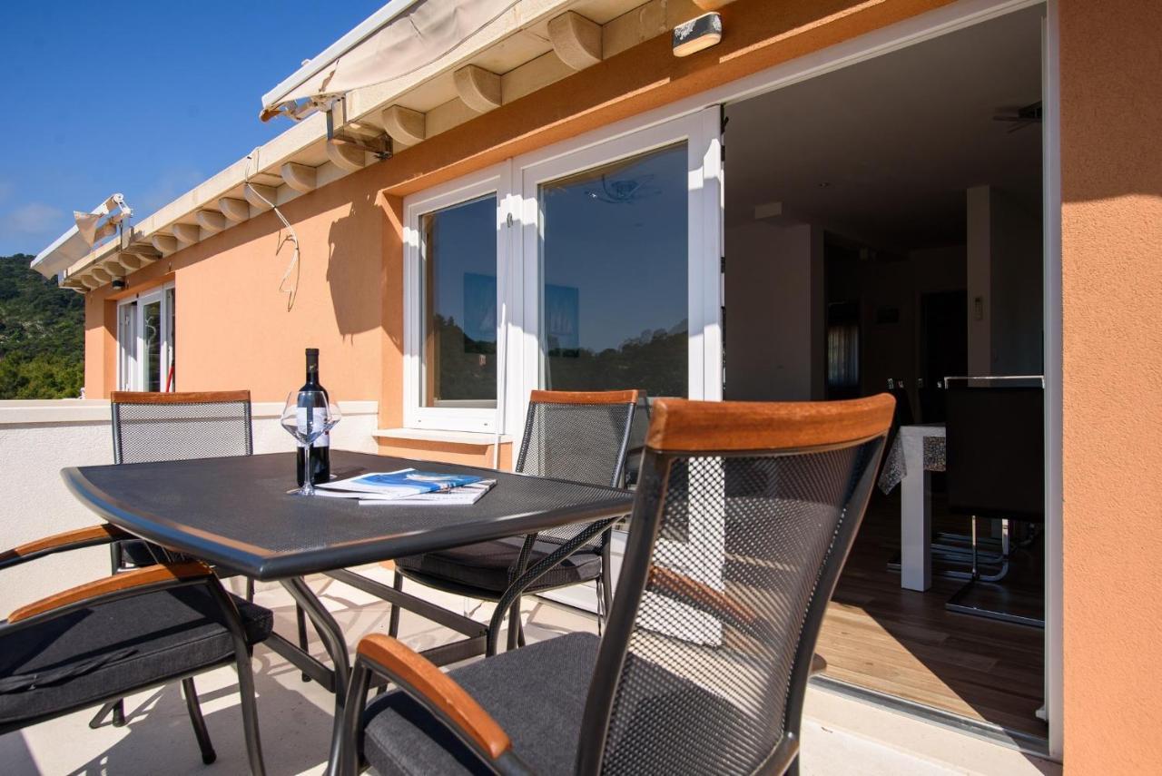 Stermasi Apartments Saplunara Zewnętrze zdjęcie